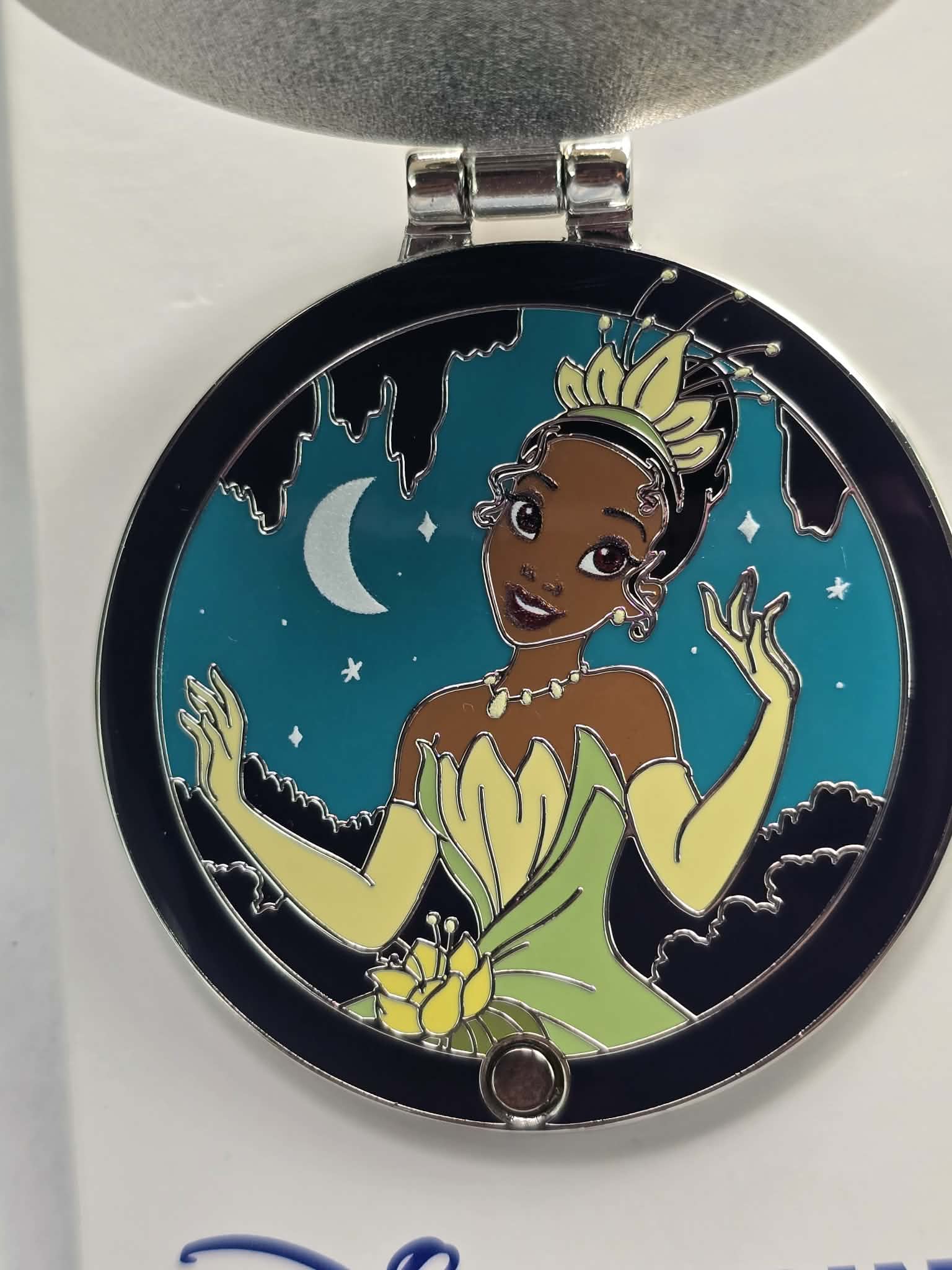 Disney World Port Orleans Resort French Quarter Pin - Tiana